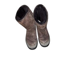 Ugg Brown Women Winter Boots Size 7